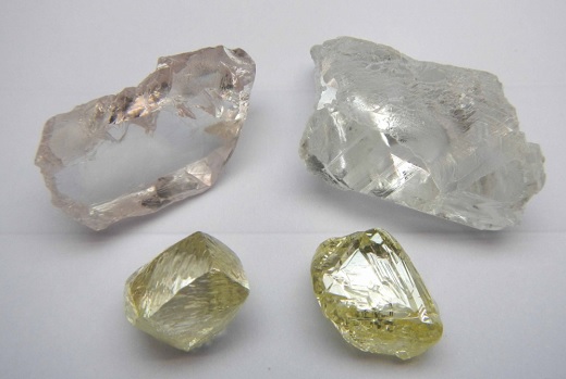Natural rough diamonds for sale